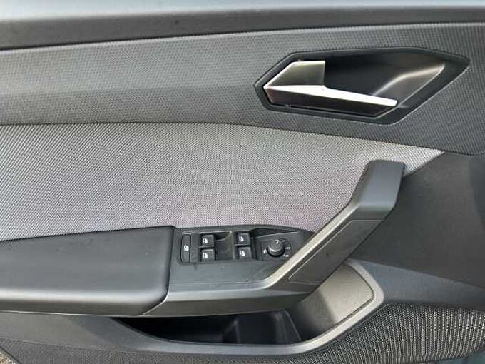 SEAT Leon Style 1.5 eTSI ACC/Sitzheizung/Lenkradheizung