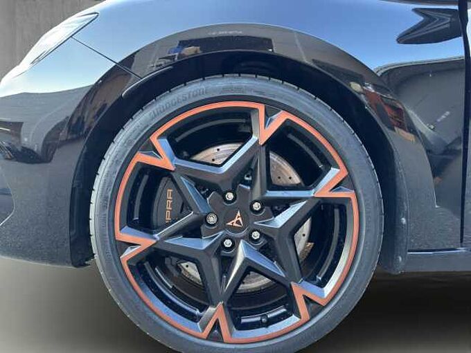 CUPRA Leon ST VZ 2.0 TSI //5 J. Garantie /Sennheiser/Pano /Navi/Matrix