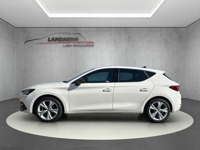 SEAT Leon 1.5 eTSI FR //5 Jahre Garantie /LED/Kamera /Winterpaket