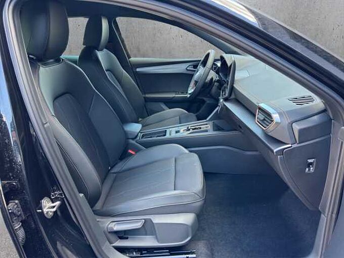 CUPRA Leon ST 2.0 TSI //5 J. Garantie / AHK/ elektr. Heckklappe /Kamera