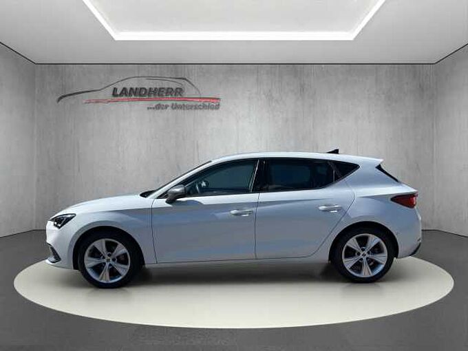 SEAT Leon 1.5 eTSI FR //5 J. Garantie / Navi/Kamera/ Winterpaket