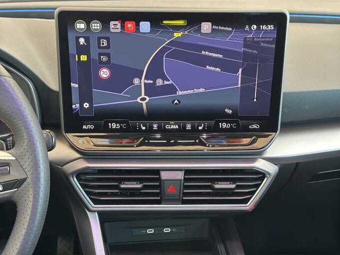 SEAT Leon 1.5 eTSI FR //5 J. Garantie / Navi/Kamera/ Winterpaket