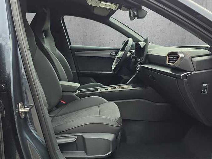 CUPRA Leon ST VZ //Allrad / Matrix/Navi/Kamera/ Winterpaket