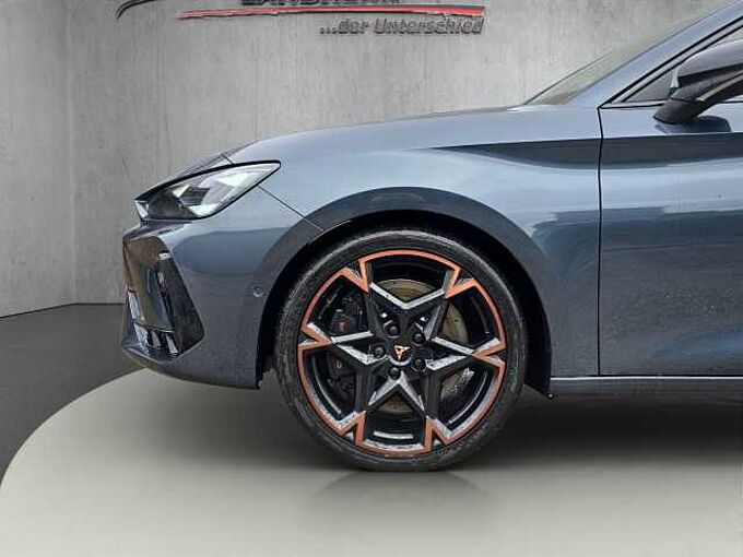 CUPRA Leon ST VZ //Allrad / Matrix/Navi/Kamera/ Winterpaket