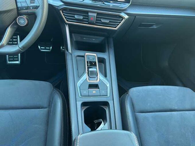 CUPRA Leon ST 2.0 VZ //5 J. Grantie/Matrix/Navi /Winterpaket