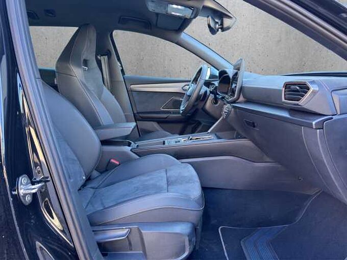 CUPRA Leon ST 2.0 VZ //5 J. Grantie/Matrix/Navi /Winterpaket