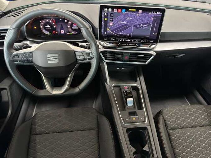 SEAT Leon ST FR 1.5 eTSI  // 5 Jahre Garantie /LED/Navi /Winterpaket