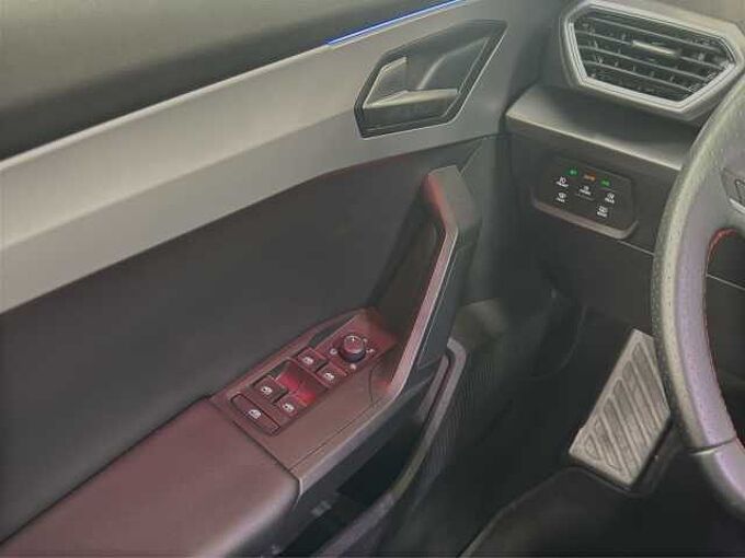 SEAT Leon ST 2.0 TDI FR // 5 J. Garantie /Navi/LED /Sitzheizung