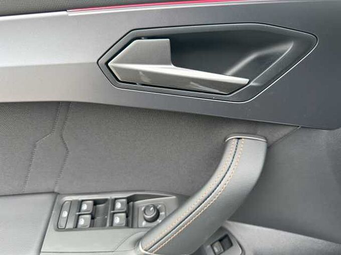 CUPRA Leon ST 1.5 eTSI // 5 J. Garantie /AHK/el. Heckklappe