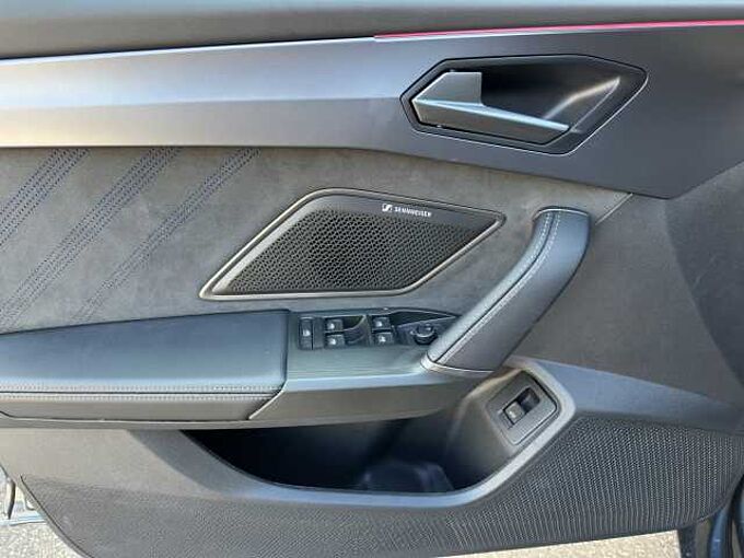 CUPRA Leon ST 2.0 TSI // 5 J. Garantie /Pano/elektr. Heckklappe /Sennheiser