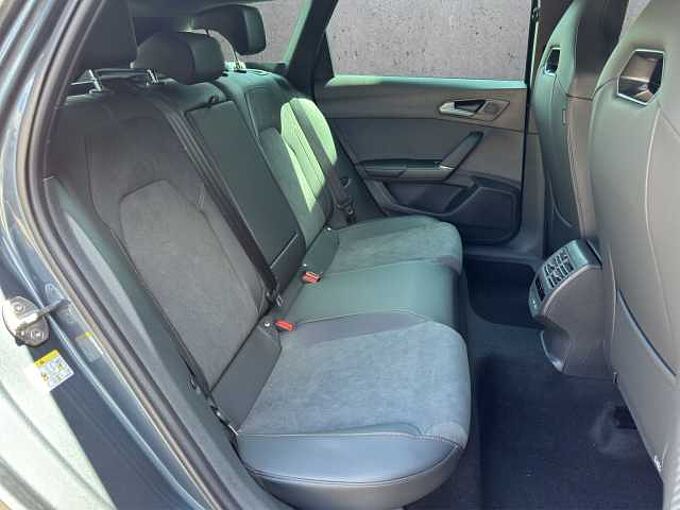 CUPRA Leon ST 2.0 TSI // 5 J. Garantie /Pano/elektr. Heckklappe /Sennheiser