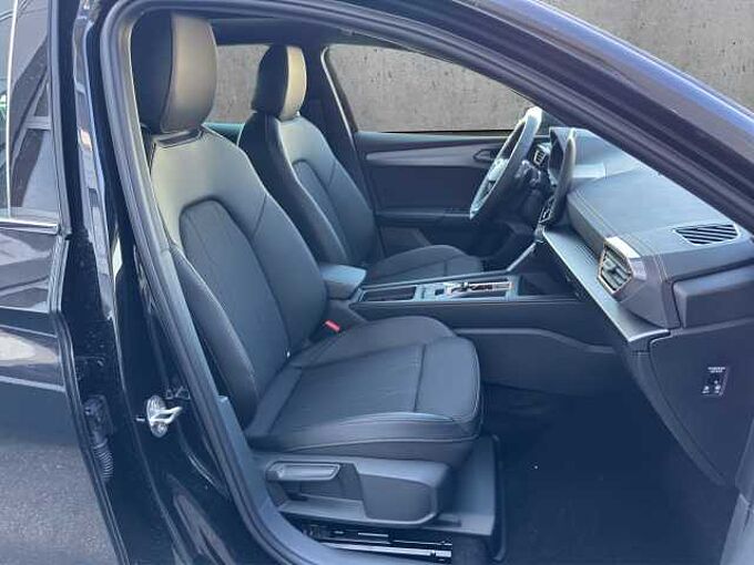 CUPRA Leon ST 1.5 eTSI // 5 J. Garantie /Pano/elektr. Heckklappe /Kamera