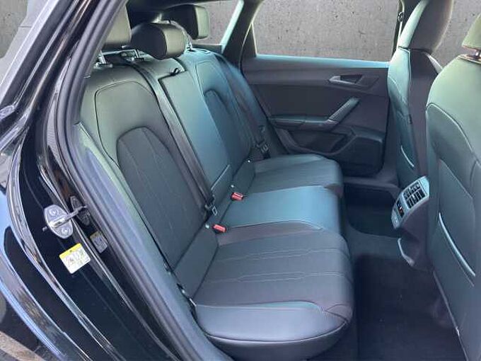 CUPRA Leon ST 1.5 eTSI // 5 J. Garantie /Pano/elektr. Heckklappe /Kamera