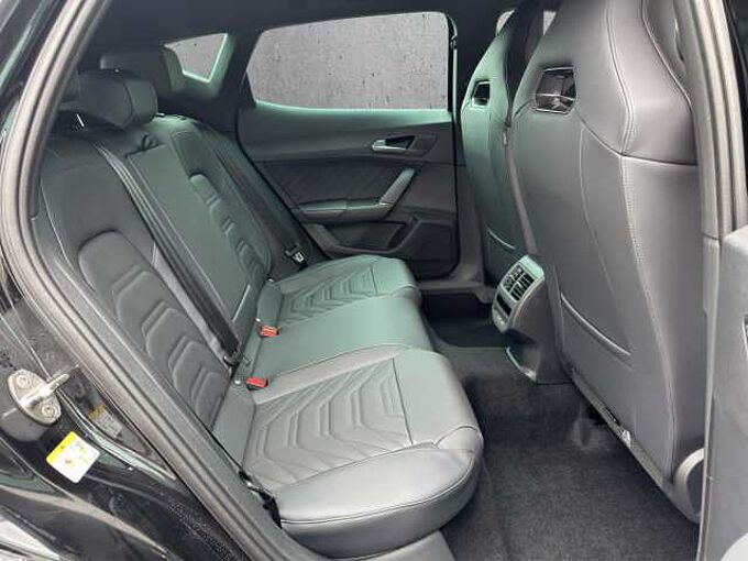 CUPRA Formentor VZ //5 Jahre Garantie/Allrad/AHK/Navi/ Sennheiser Sound