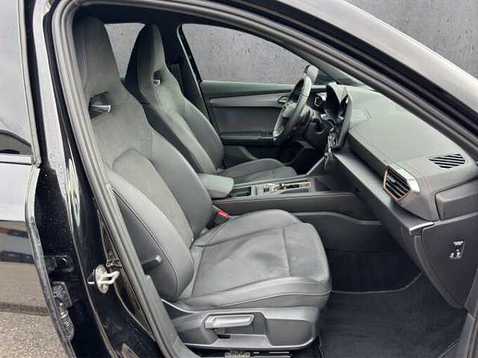 CUPRA Formentor VZ 4Drive DSG //elektrische Heckklappe/ Navi/Kamera