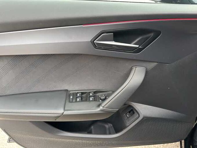 CUPRA Formentor VZ 4Drive DSG //elektrische Heckklappe/ Navi/Kamera