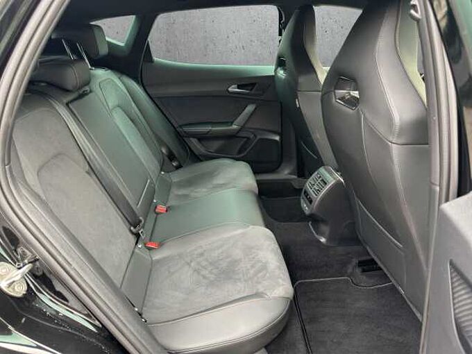 CUPRA Formentor VZ 4Drive DSG //elektrische Heckklappe/ Navi/Kamera