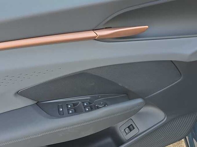 CUPRA Terramar 2.0 TSI VZ  //360&deg;/Winterpaket/ Matrix LED