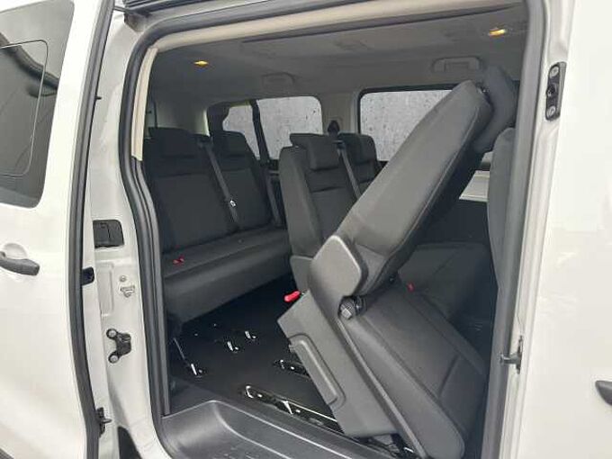 Opel Vivaro Kombi Lang //9-Sitzer/ Navi /Einparkhilfe