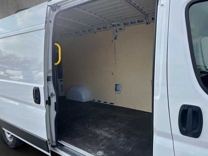 Opel Movano 2.2 Cargo L3H2  //Navi/Kamera/PDC 