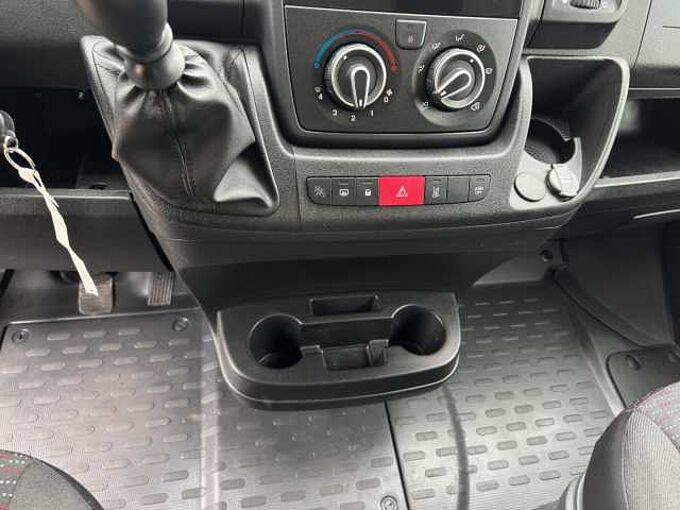 Opel Movano Cargo L4H2 verstärkt //Klimaanlage/ PDC