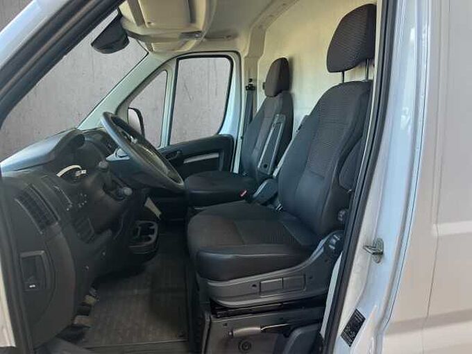 Opel Movano Cargo L4H2 verstärkt //Klimaanlage/ PDC