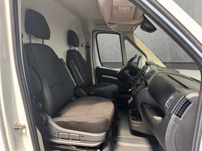 Opel Movano Cargo L4H2 verstärkt //PDC/Klima