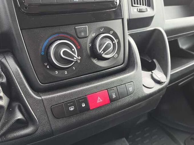Opel Movano Cargo L4H2 verst&auml;rkt //PDC/Klima