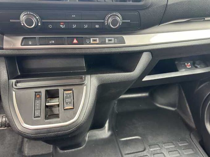 Fiat Scudo Navi/Kamera/PDC hinten