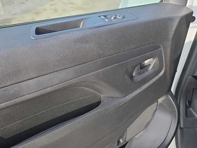 Fiat Scudo 3-Sitzer/Navi/Kamera