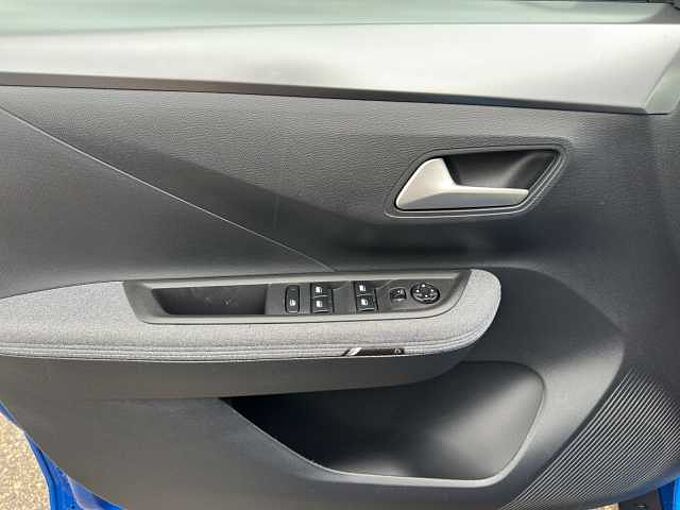 Opel Frontera 1.2 Hybrid GS  //7-Sitze / Navi / Kamera /Einparkhilfe