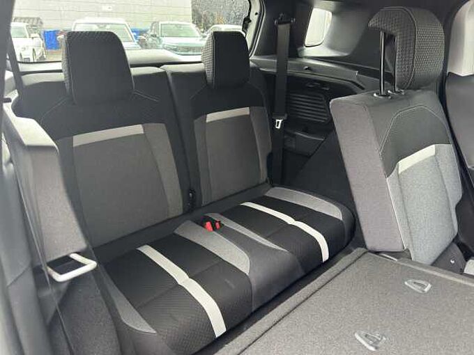 Opel Frontera 1.2 Hybrid GS  //7-Sitze / Navi / Kamera /Einparkhilfe