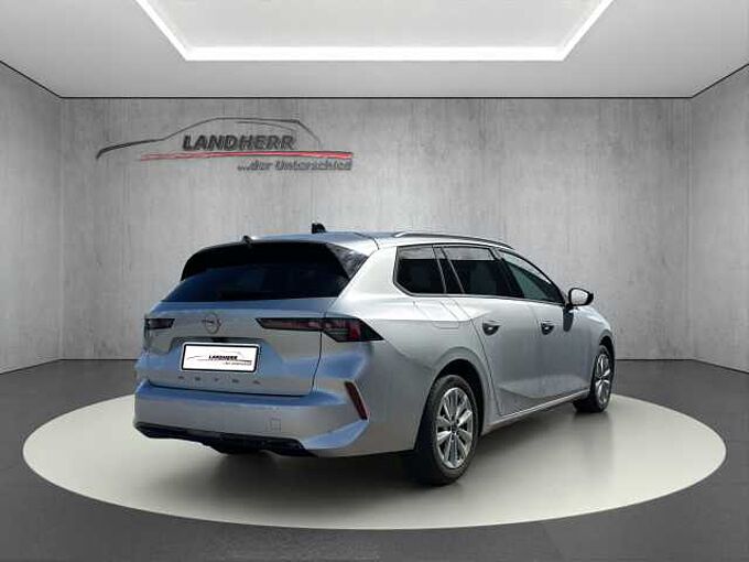 Opel Astra ST 1.5 D Elegance // AHK/Navi/Winterpaket
