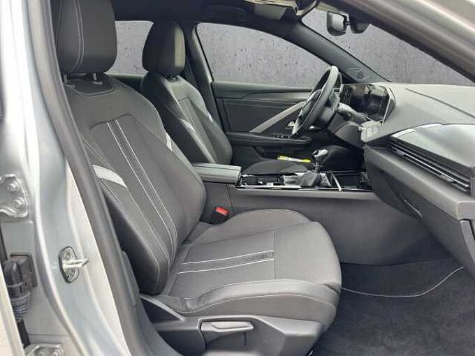 Opel Astra 1.2 Turbo GS  //AHK/Winterpaket 