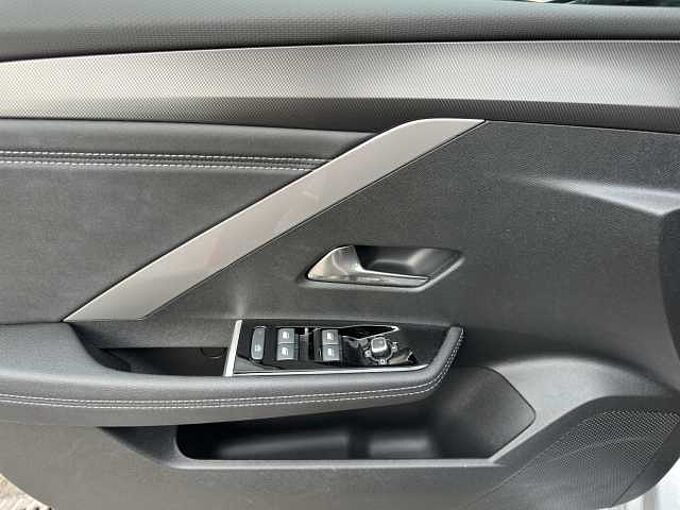 Opel Astra 1.2 Turbo GS  //AHK/Winterpaket 