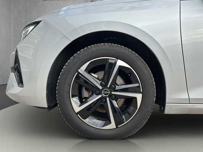 Opel Astra 1.2 Turbo GS  //AHK/Winterpaket 