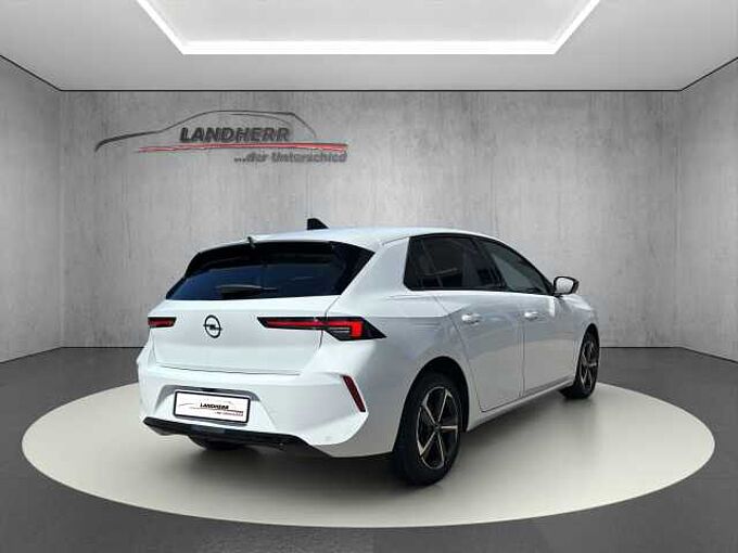 Opel Astra  GS  / AHK abnehmbar/ Farbdisplay