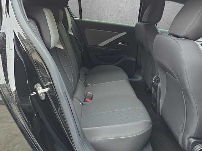 Opel Astra 1.2 Turbo Edition //LED/Sitzheizung /Alu