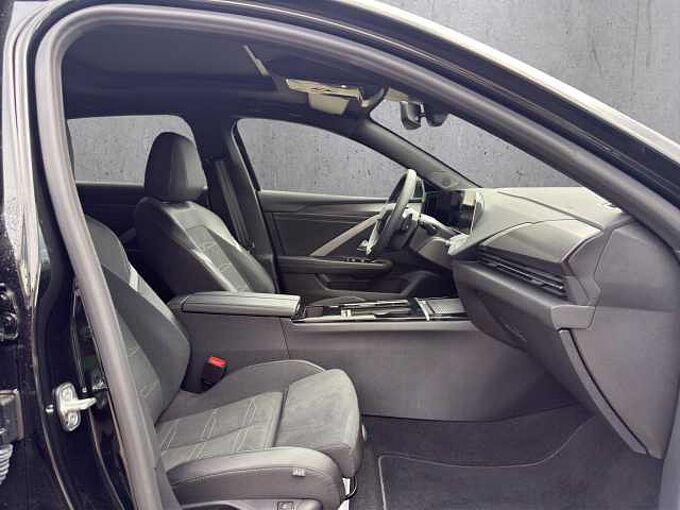 Opel Astra GS  //Schiebedach/Navi/Sitzheizung /360&deg;
