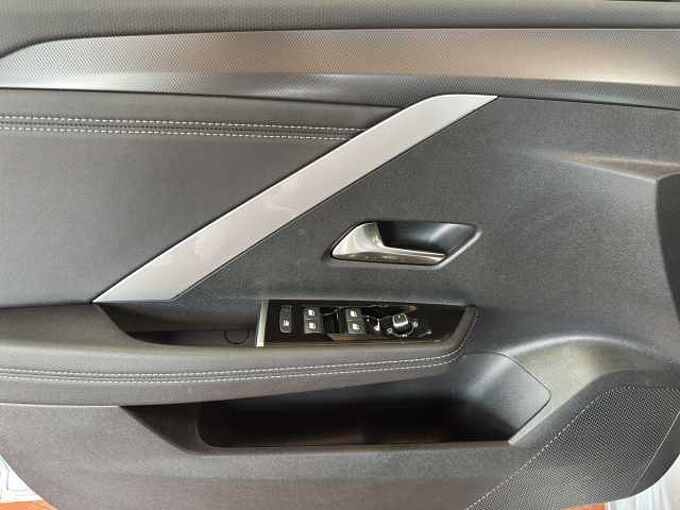 Opel Astra GS  //Schiebedach/Navi/Sitzheizung /360&deg;