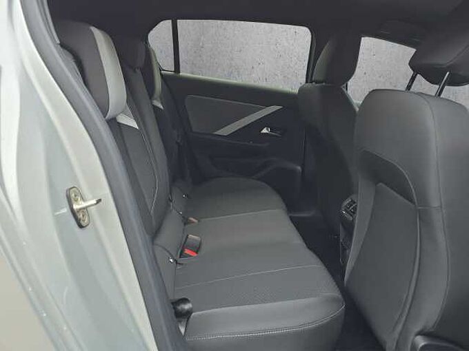 Opel Astra 1.2 Turbo Edition //LED/Sitzheizung /Alu