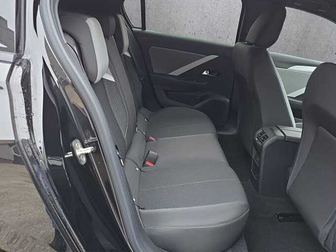 Opel Astra 1.2 Turbo Edition //LED/Sitzheizung /Alu