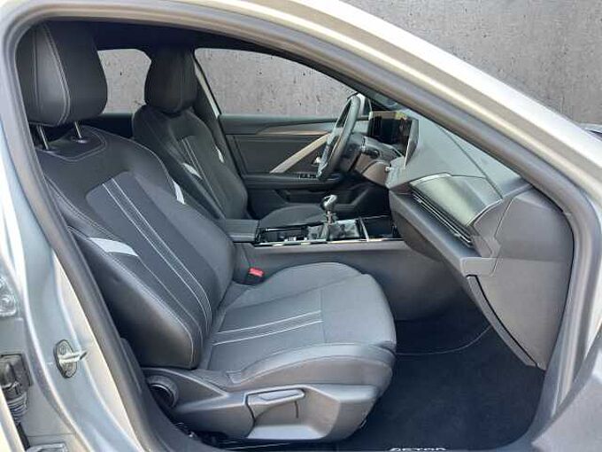 Opel Astra GS / AHK abnehmbar/Navi/SHZ