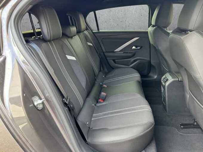 Opel Astra 1.2 Turbo GS  //LED/Winterpaket 