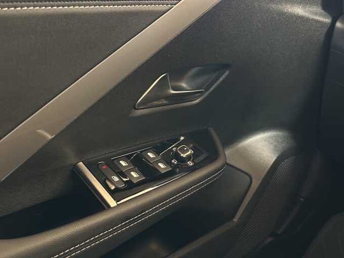 Opel Astra GS //Schiebedach/Navi/Sitzheizung /360°