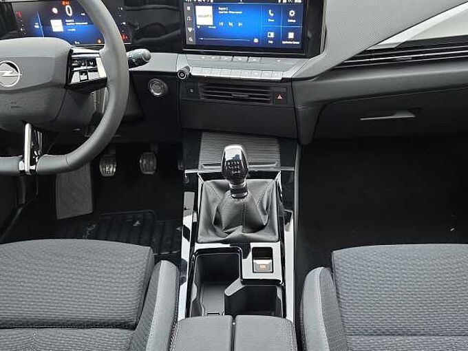 Opel Astra 1.2 Turbo Edition //AHK/Sitzheizung /Alu