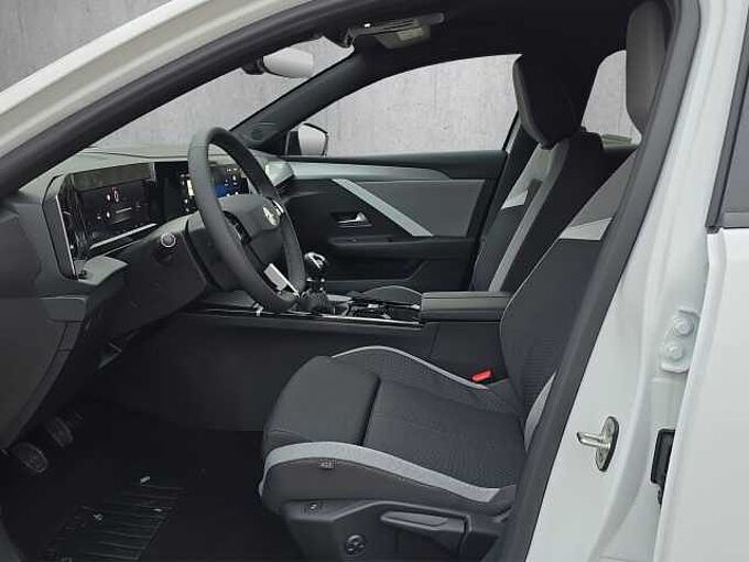 Opel Astra 1.2 Turbo Edition //AHK/Sitzheizung /Alu