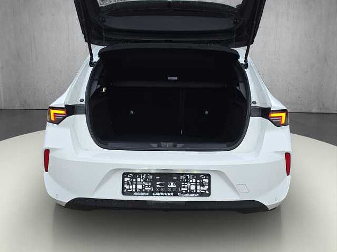 Opel Astra 1.2 Turbo Edition //AHK/Sitzheizung /Alu