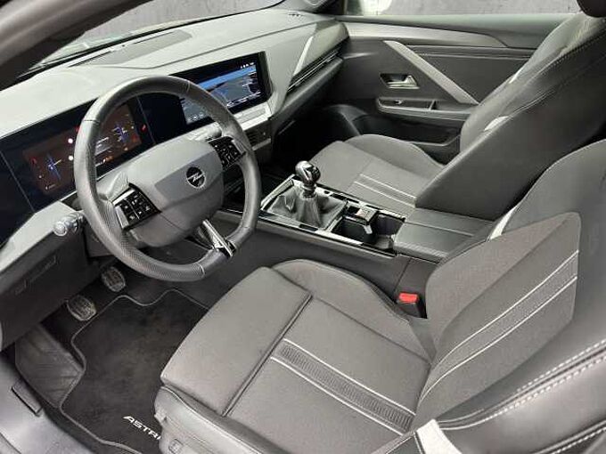 Opel Astra GS  / Navi m. Farbdisplay/Kamera