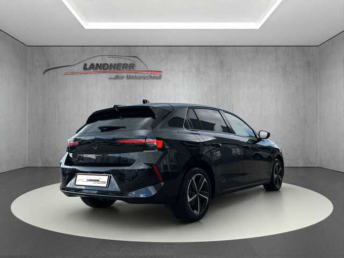 Opel Astra  GS  / AHK abnehmbar /Teilleder